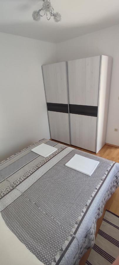 Apartmani Vesna Krk Town Bagian luar foto