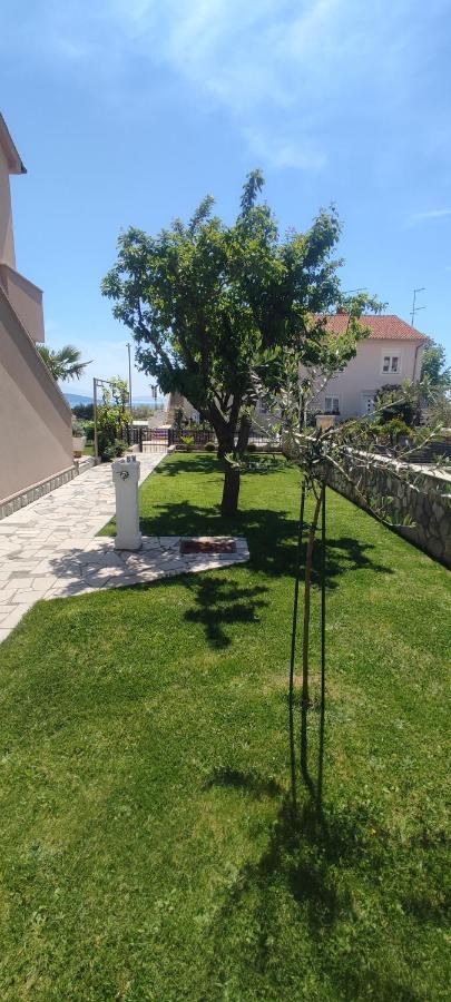 Apartmani Vesna Krk Town Bagian luar foto